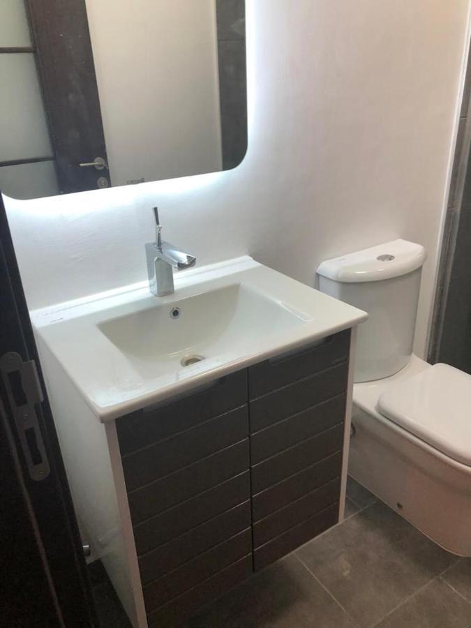 Luxury Labone Edge 2-Bedroom Apartment In Accra - Fivehills Homes Eksteriør bilde