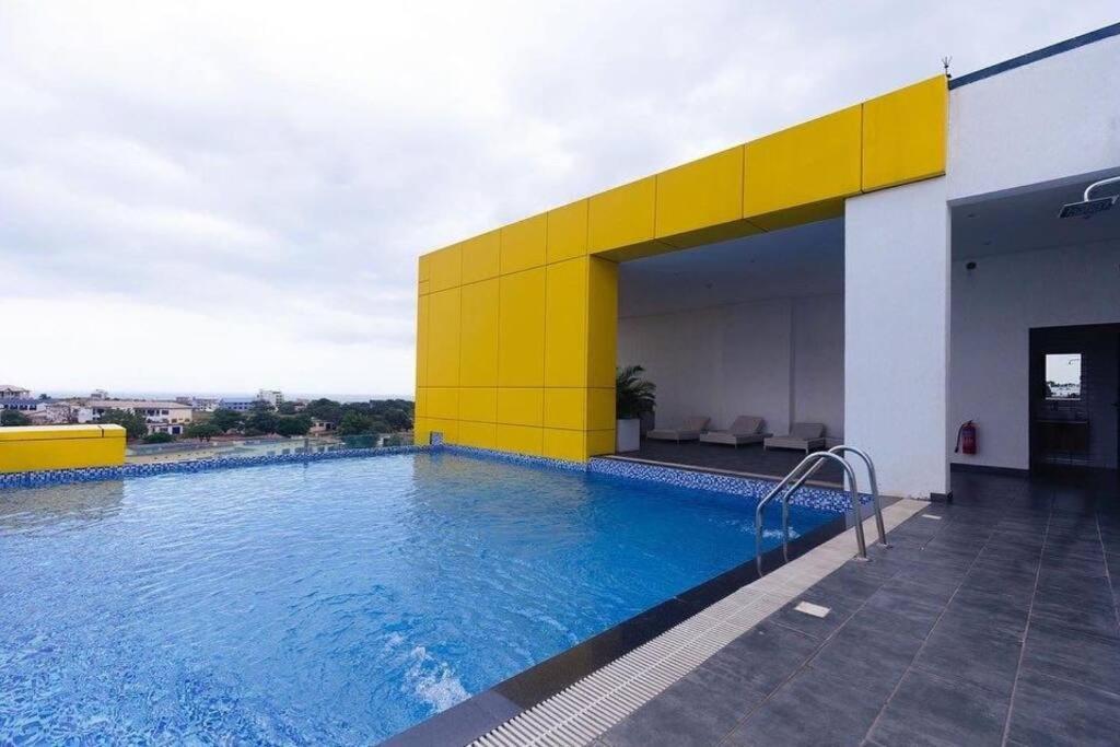 Luxury Labone Edge 2-Bedroom Apartment In Accra - Fivehills Homes Eksteriør bilde