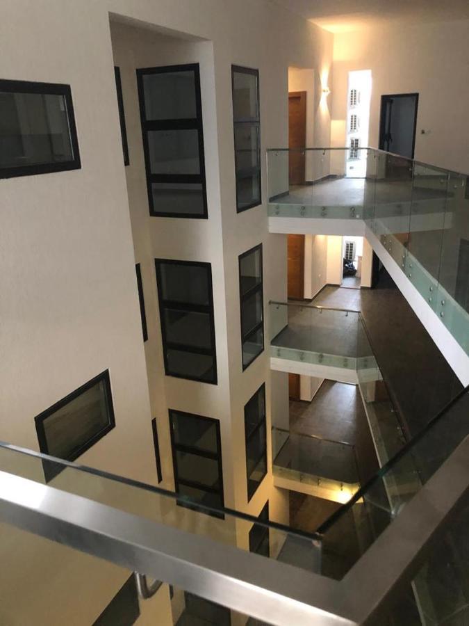 Luxury Labone Edge 2-Bedroom Apartment In Accra - Fivehills Homes Eksteriør bilde
