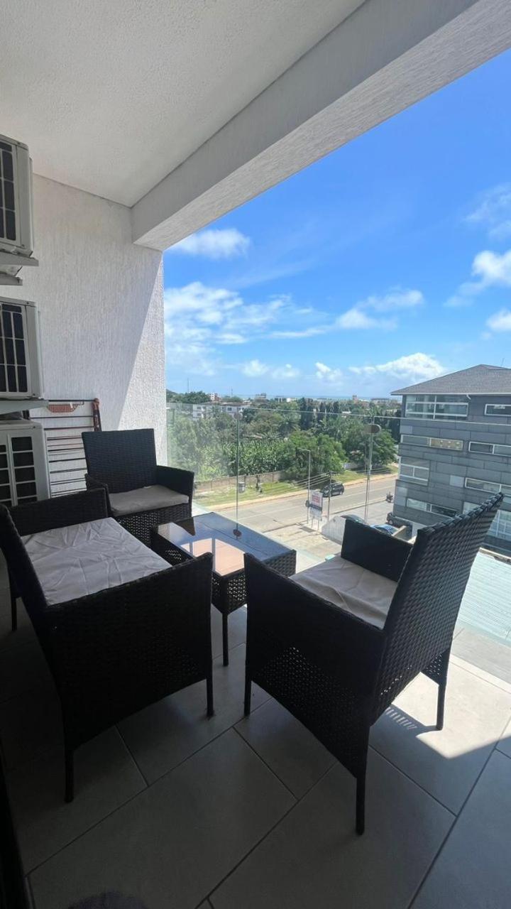 Luxury Labone Edge 2-Bedroom Apartment In Accra - Fivehills Homes Eksteriør bilde
